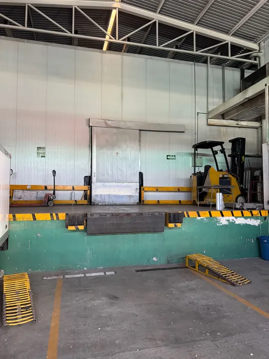 Foto 6 de Bodega con Cámara de Congelación - Refrigeración en Renta | La Tijera, Zapopan