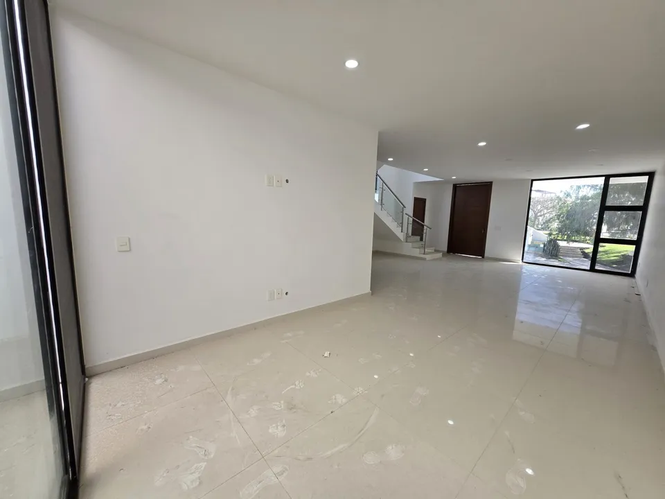 Casa nueva en venta Zona Capital Norte. Coto CARRARA