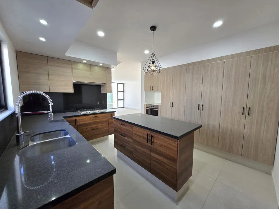 Foto 7 de Casa nueva en venta Zona Capital Norte. Coto CARRARA