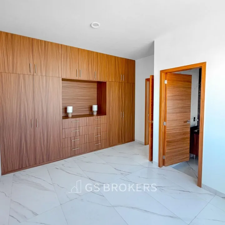 Foto 4 de Casa en venta en H. Colegio Militar, Colonia La Granja, Zapopan