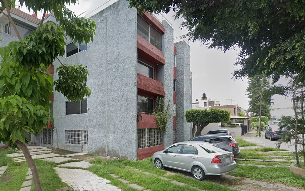 Departamento en Jardines del Country