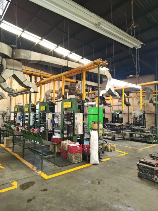 Foto 6 de OPORTUNIDAD INDUSTRIAL ÚNICA EN GUADALAJARA -EDIFICIO INDUSTRIAL EN VENTA-