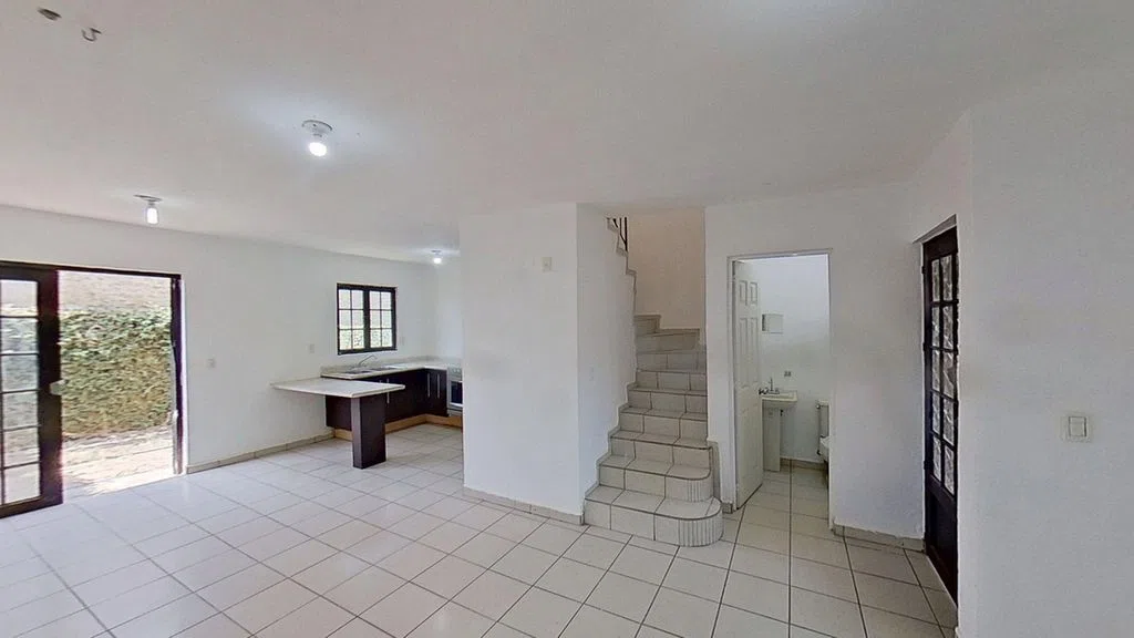 Foto 2 de CASA EN VENTA EN URBI QUINTA – TONALÁ