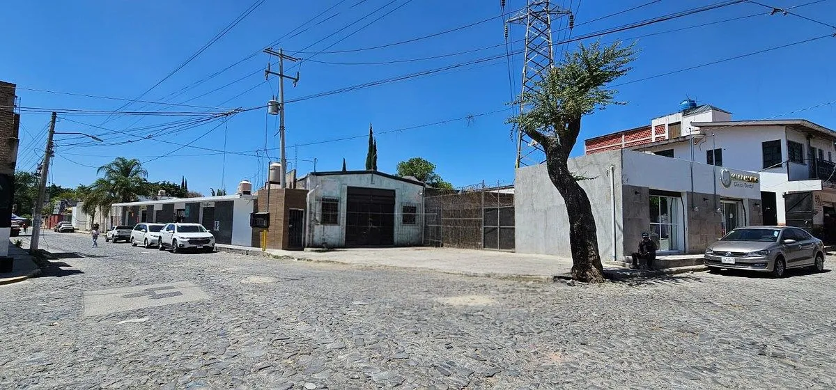 BOGEGA EN VENTA A PRECIO DE TERRENO EN EL VERGEL