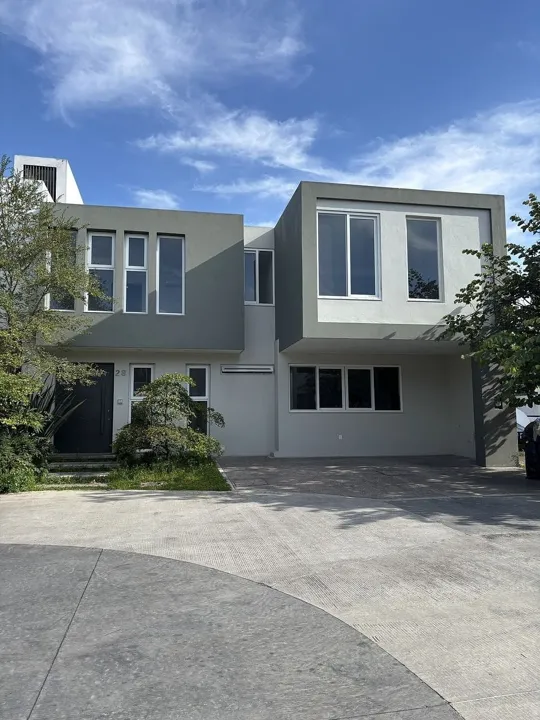 Casa en VENTA en BAJÍO HABITAT A