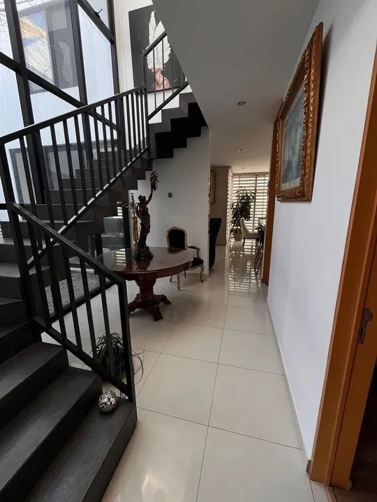 Foto 4 de JARDÍN REAL | DISEÑO ÚNICO CON PATIO CENTRAL Y 4 COCHERAS