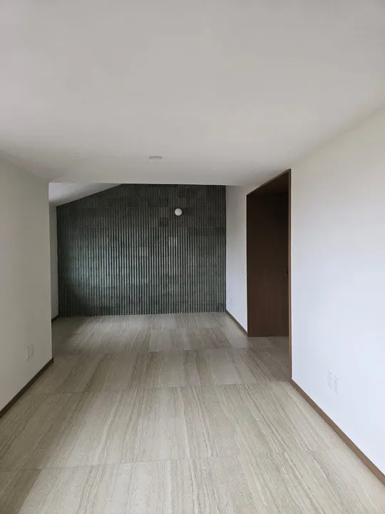 Foto 3 de DEPARTAMENTO EN VENTA A 500 METROS DE PLAZA LA PERLA