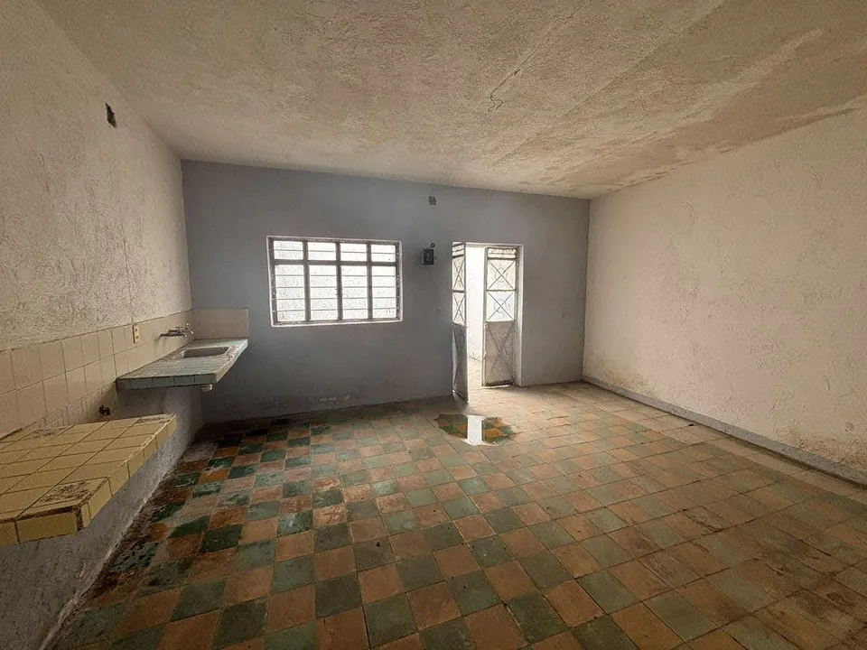 Foto 7 de 3 CASAS EN UNA PROPIEDAD, A UNOS PASOS DEL PARIAN, PARA REMODELAR