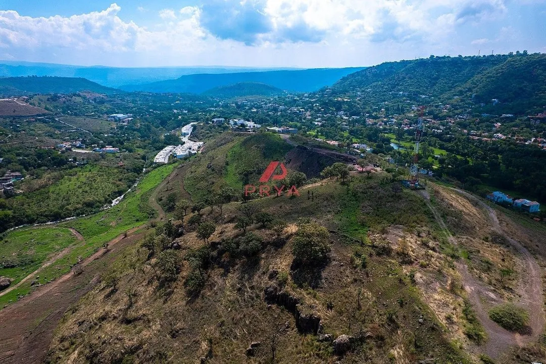 Foto 8 de Terreno en venta en Las Cañadas Zapopan con uso de suelo
