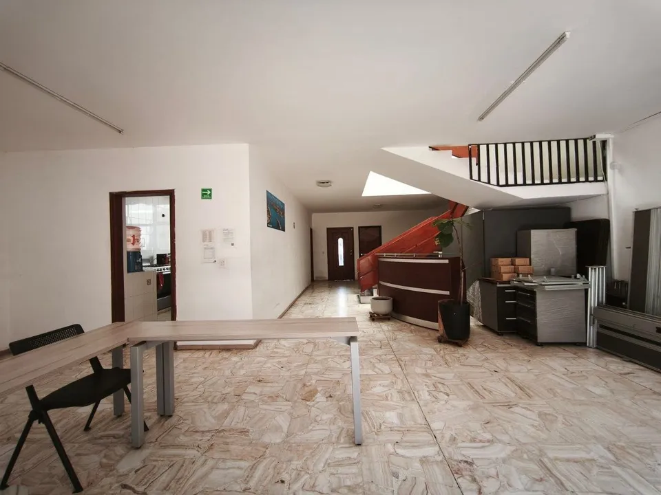 Foto 6 de Casa con uso de suelo mixto en venta — Jardines de los Arcos, Guadalajara