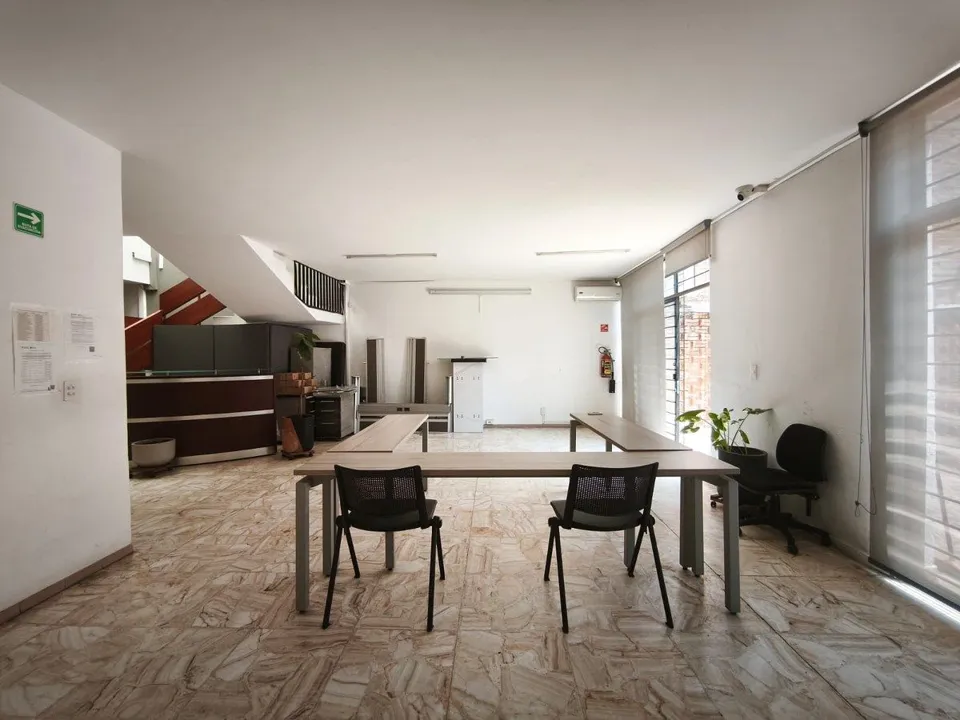 Foto 8 de Casa con uso de suelo mixto en venta — Jardines de los Arcos, Guadalajara