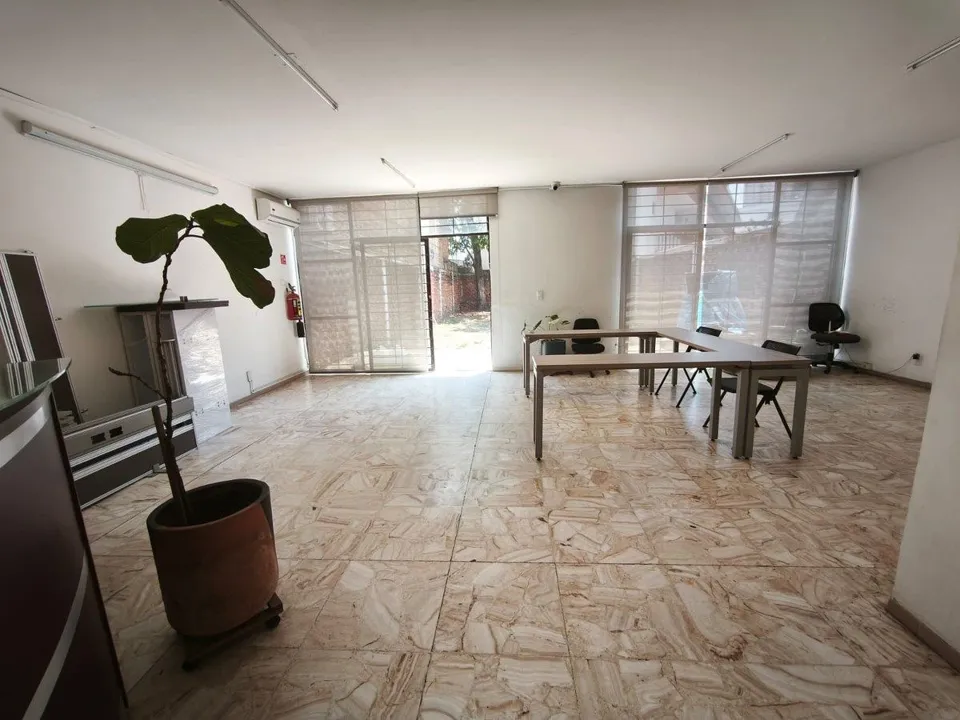 Foto 9 de Casa con uso de suelo mixto en venta — Jardines de los Arcos, Guadalajara