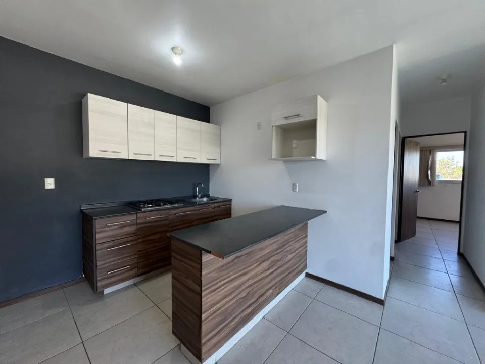 Departamento en venta en Calle Camino Real de Colima, Balcones de Santa María, San Pedro Tlaquepaque