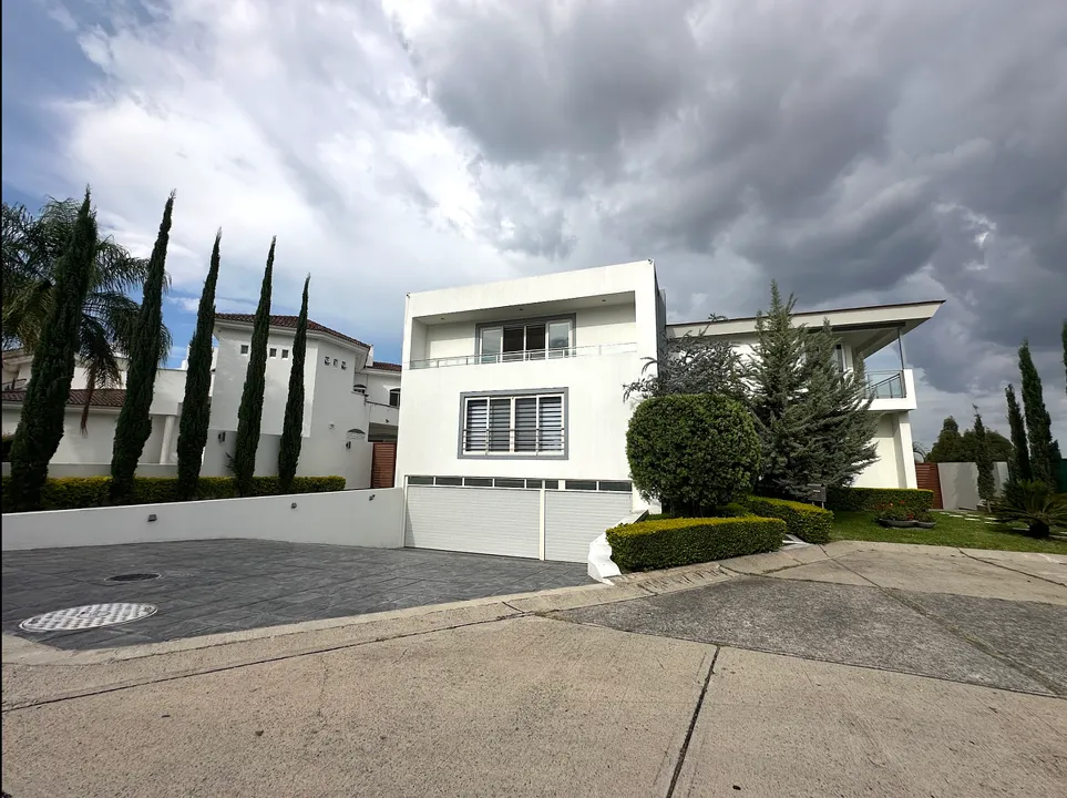 Foto 3 de Casa en venta en Puerta de Hierro vista panoramica a Andares, Zapopan , Jalisco