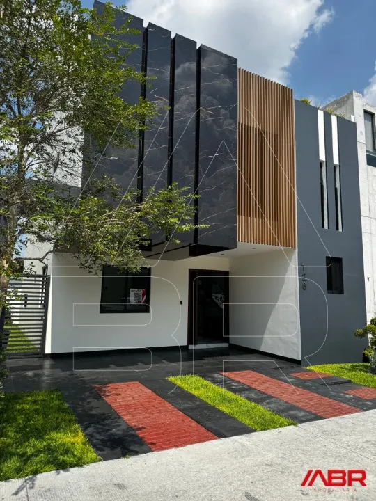 Foto 2 de Casa en venta en Camino Arenero, El Bajio Habitat, Zapopan