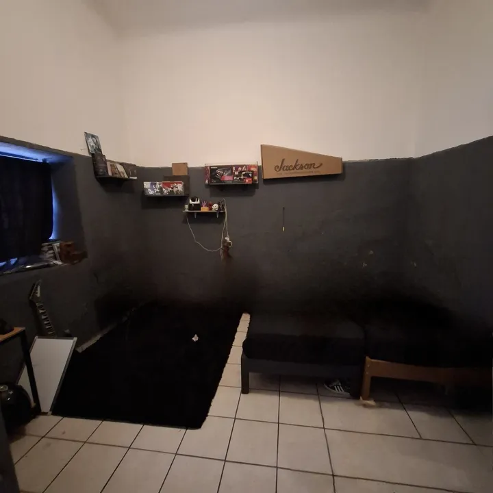 Foto 8 de AMPLIA CASA DE UN NIVEL CON USO DE SUELO MIXTO