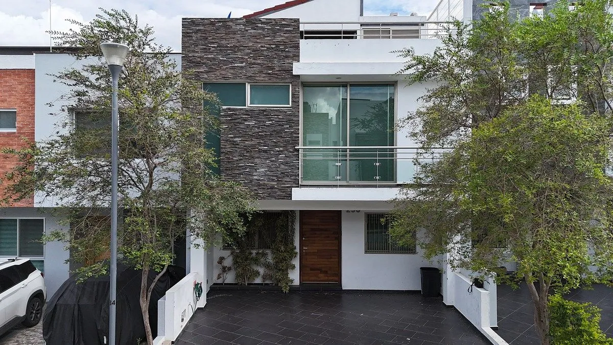 CASA VENTA LA CIMA ZAPOPAN COTO H
