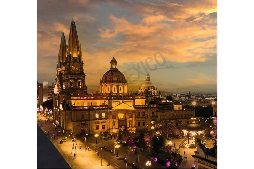 Foto 3 de Propiedad en VENTA - Escudero 100, Fraccionamiento Jardín Real, 45136 Zapopan, Jal, México