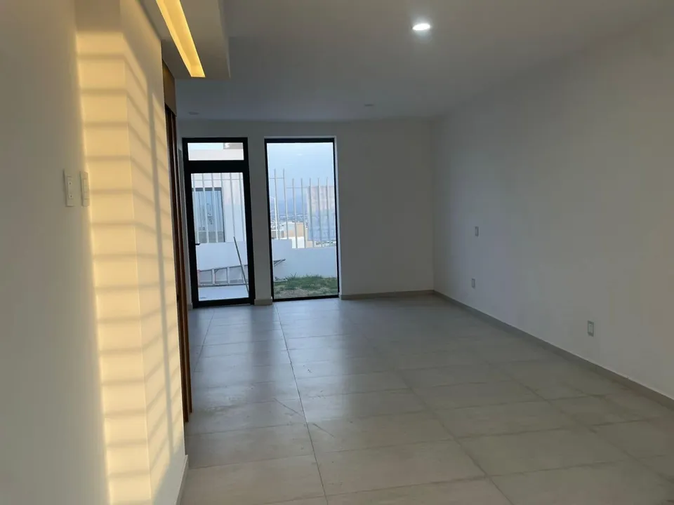 Foto 3 de Casa en Venta en Fraccionamiento Zimalta Tlaquepaque