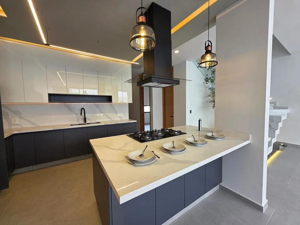 Foto 3 de Casa a Estrenar en Valle Imperial - Hermosos Acabados