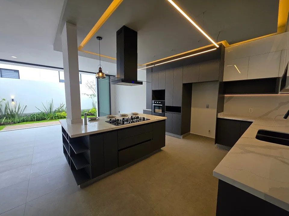 Foto 5 de Casa a Estrenar en Valle Imperial - Hermosos Acabados