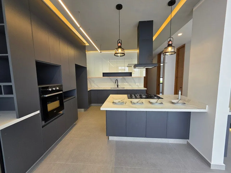 Foto 6 de Casa a Estrenar en Valle Imperial - Hermosos Acabados