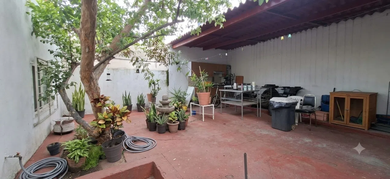 Foto 9 de Casa en Venta con uso Mixto de suelo en Artesanos Guadalajara