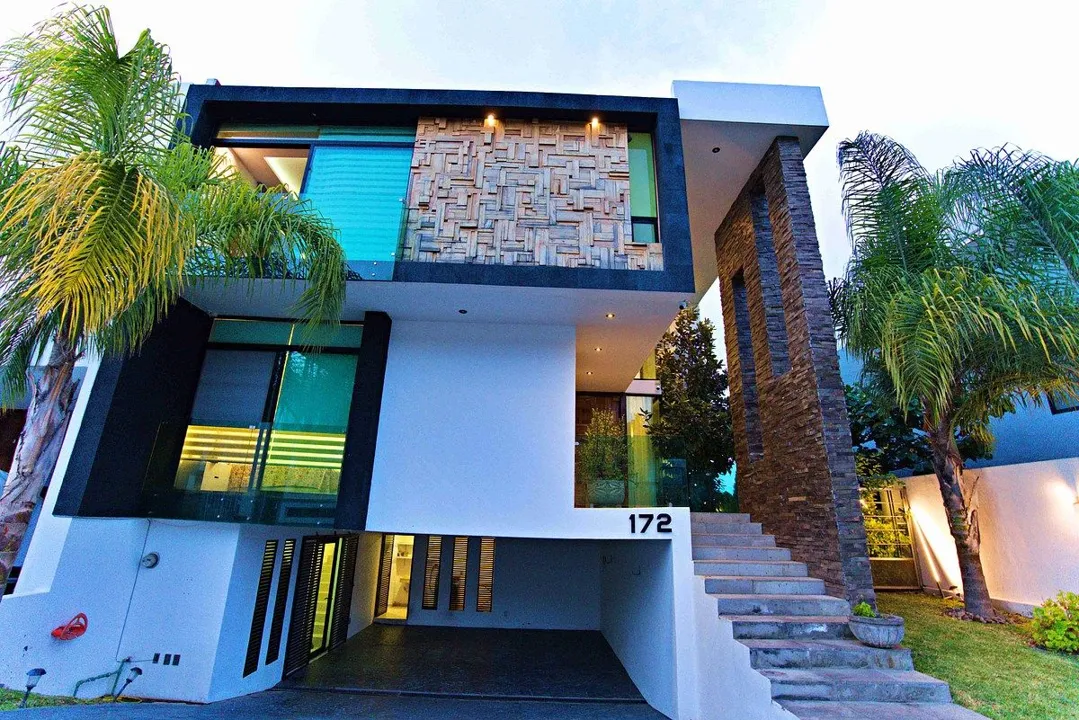 Foto 4 de CASA EN VENTA EN LOS ROBLES CON ALBERCA