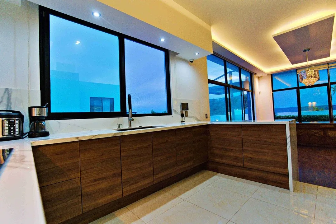 Foto 6 de CASA EN VENTA EN LOS ROBLES CON ALBERCA