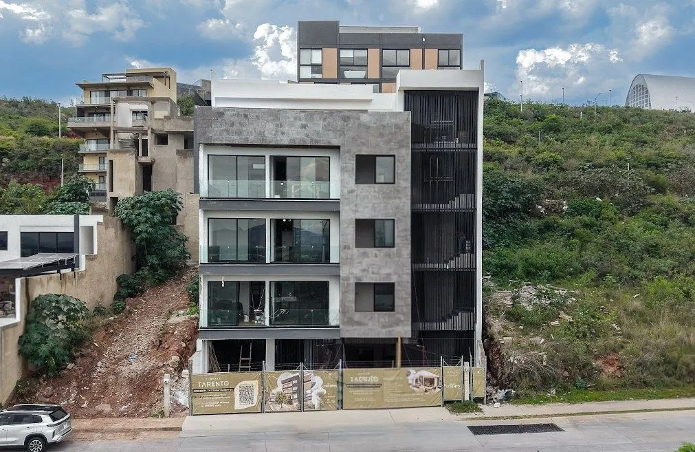 Departamento Amueblado Nuevo en Renta frente al ITESO