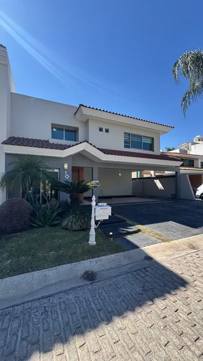 Casa en Renta en Valle Real, Zapopan, Jalisco