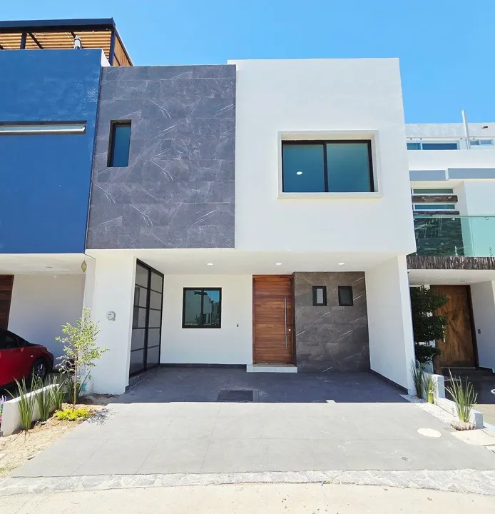 Casa nueva con increíble vista en el roof y recámara en planta baja
