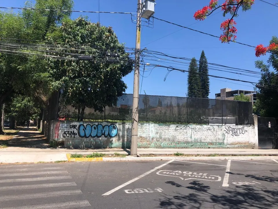 Foto 3 de Terreno en Venta en Colonia Americana en Guadalajara