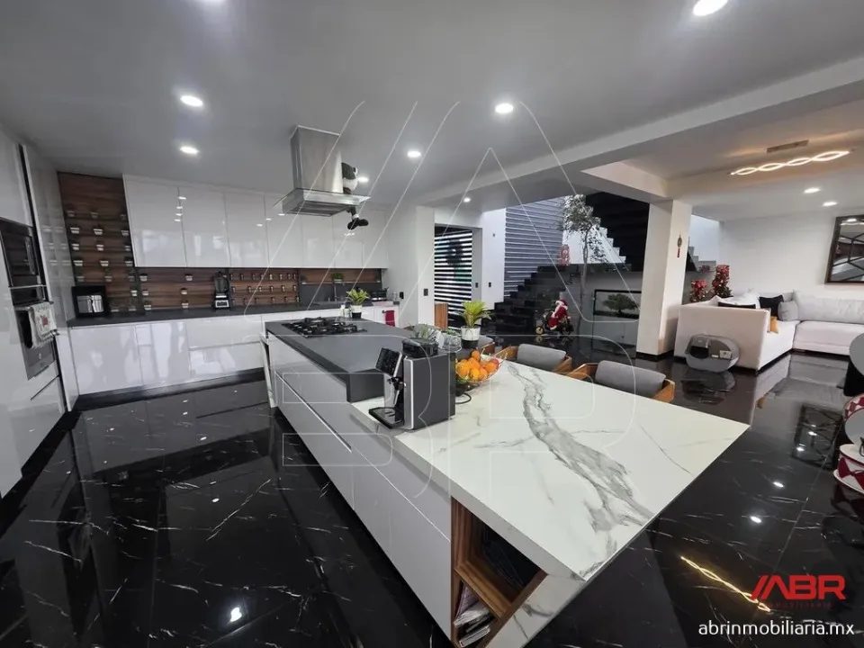 Foto 9 de Casa en venta en Av Parque Virreyes, Virreyes, Zapopan