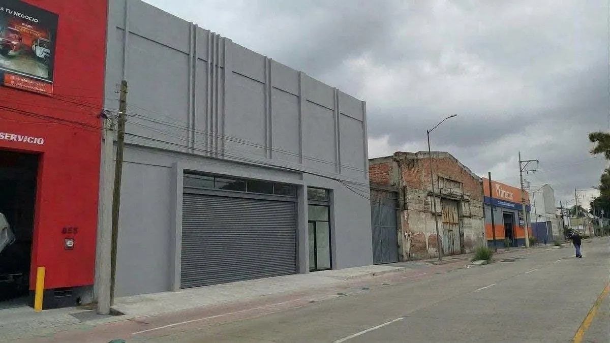 Foto 5 de BODEGA COMERCIAL EN RENTA LATERAL PERIFERICO SUR EL BRICEÑO