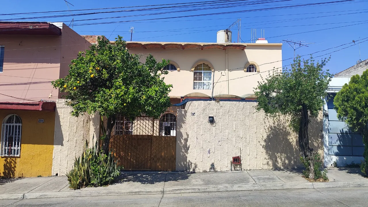 Casa en venta en Volcán Popoca, Huentitán El Bajo, Guadalajara