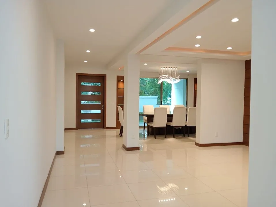 Foto 4 de Casa en Venta en Bugambilias - Azaleas 888