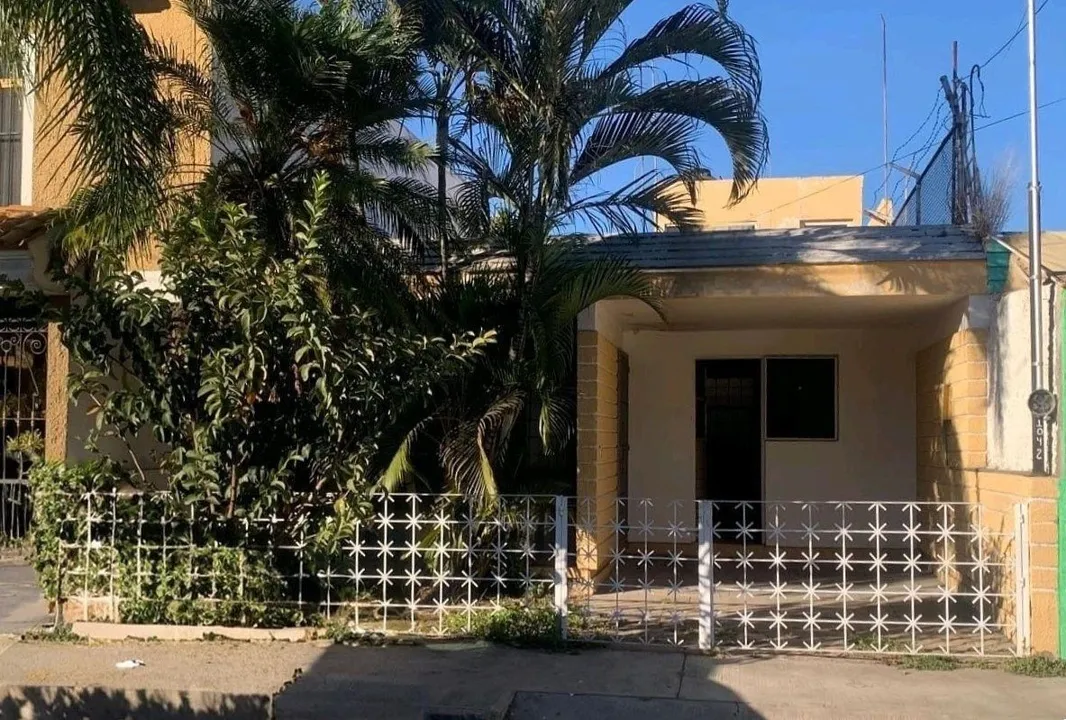 Casa en Venta en Fraccionamiento 8 de Julio - Clarin 1042
