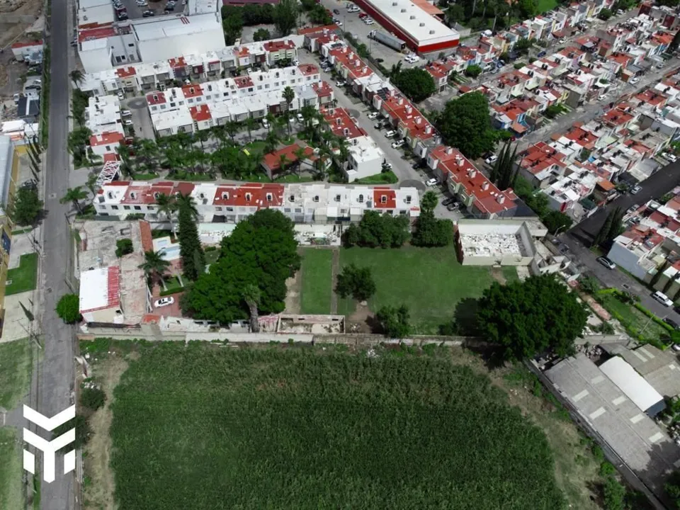 TERRENO VENTA/RENTA LOS ROBLES ZAPOPAN