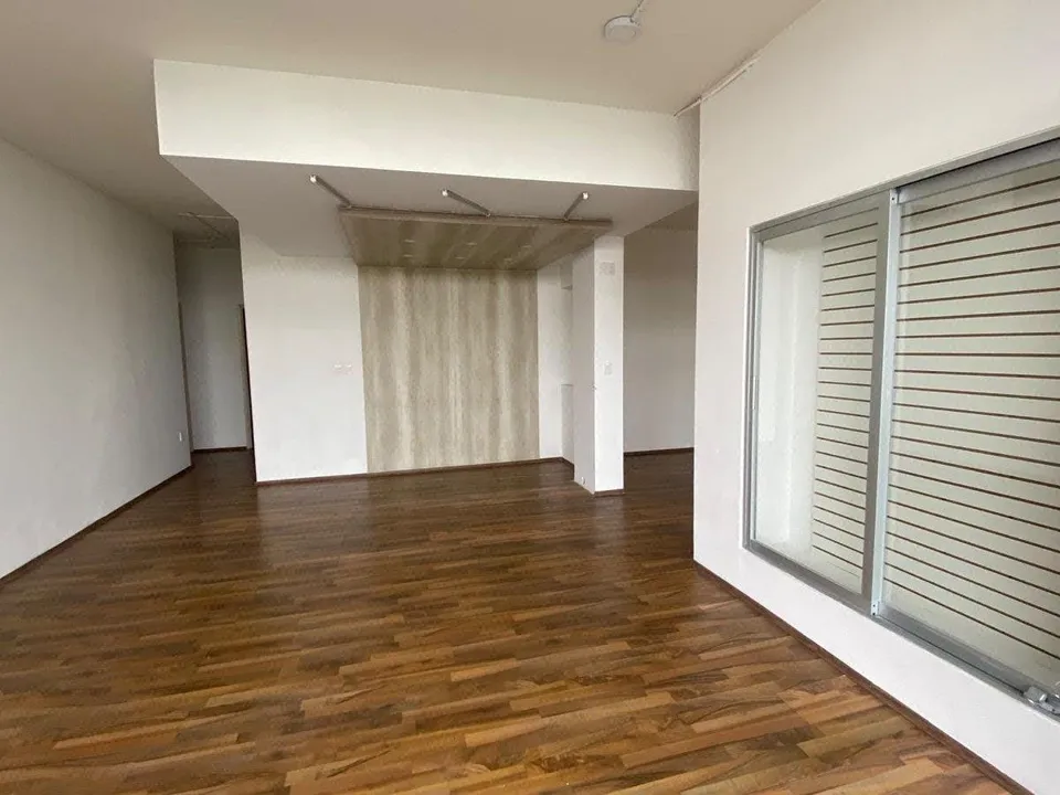 Foto 4 de Renta Local en Solares Av Principal