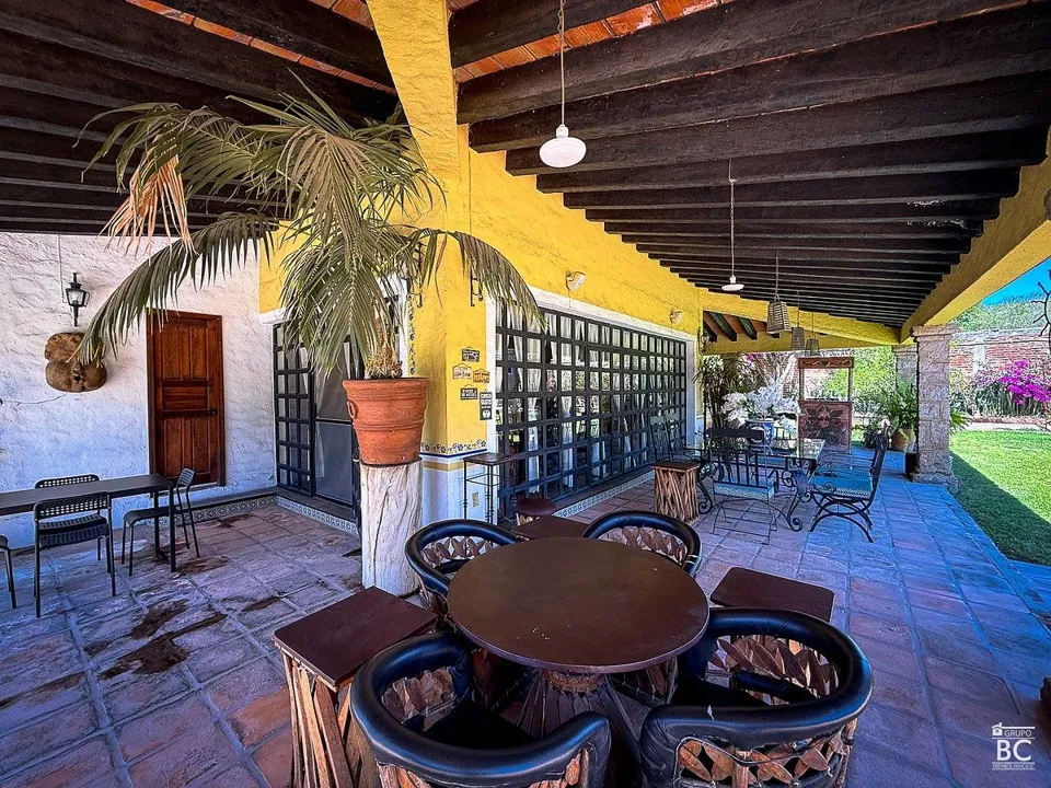 Foto 5 de Casa en venta en Los Gavilanes con alberca