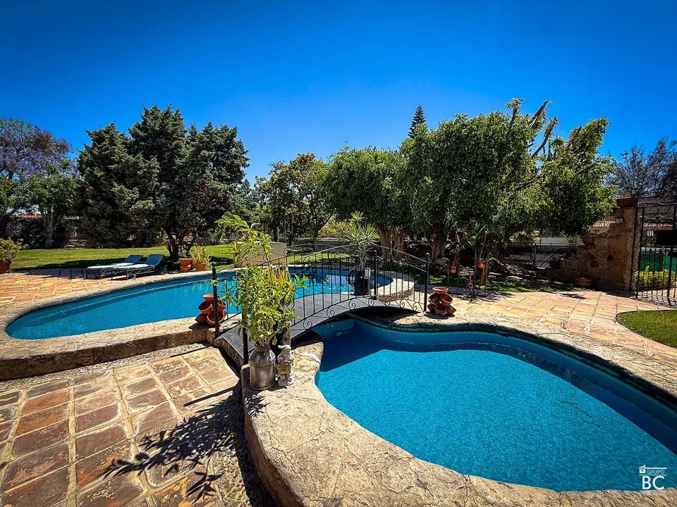 Foto 6 de Casa en venta en Los Gavilanes con alberca