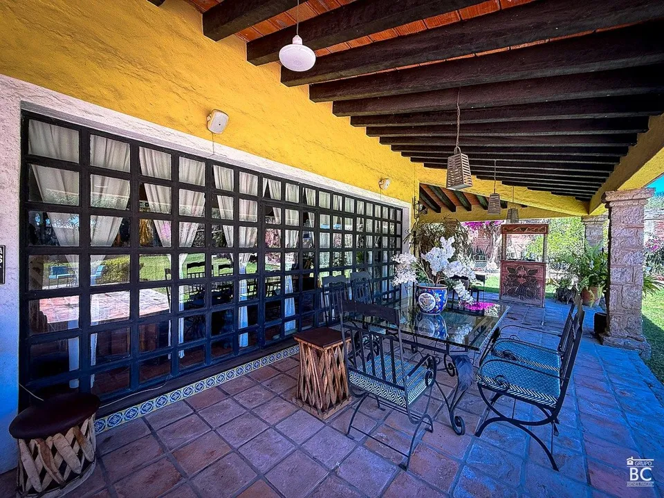 Foto 7 de Casa en venta en Los Gavilanes con alberca