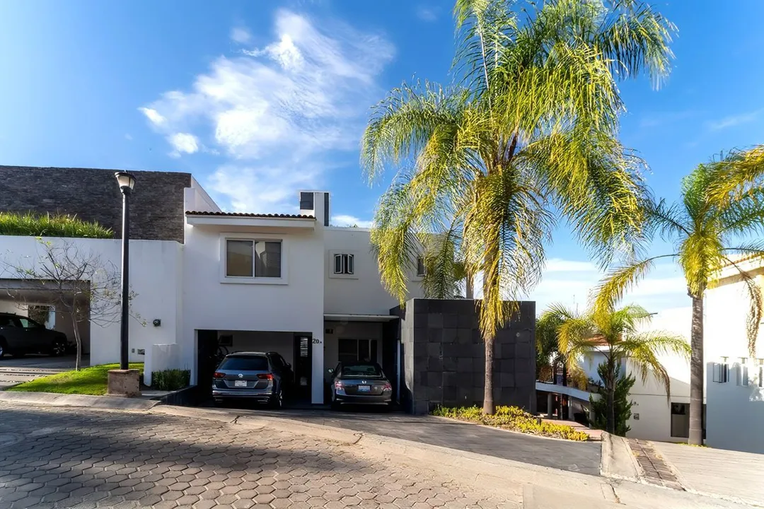 CASA EN VENTA EN VIRREYES CON VISTA A LA CAÑADA