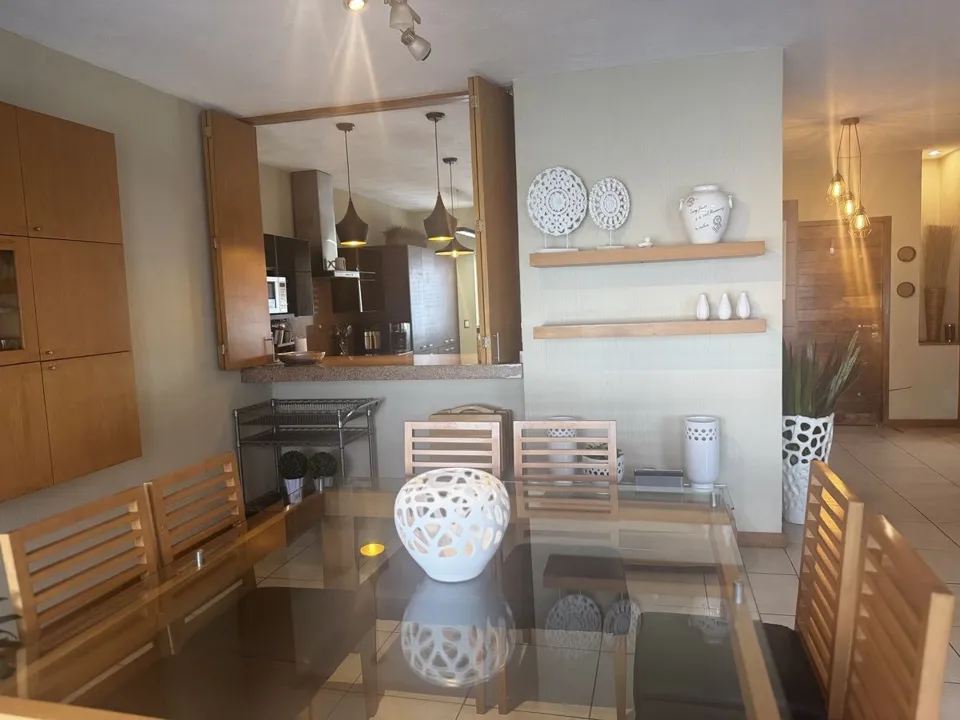 Foto 2 de CASA EN VENTA EN VIRREYES CON VISTA A LA CAÑADA