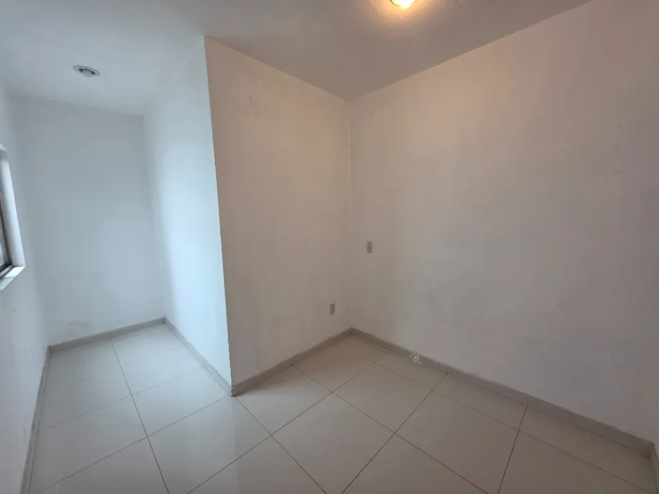 Casa en renta en Calzada Federalistas, Jardines del Valle, Zapopan