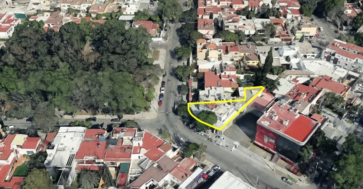 Foto 9 de INMUEBLE CON USO MIXTO Y CUS PARA PROYECTO VERTICAL A SOLO 400 MTS DE LA MINERVA