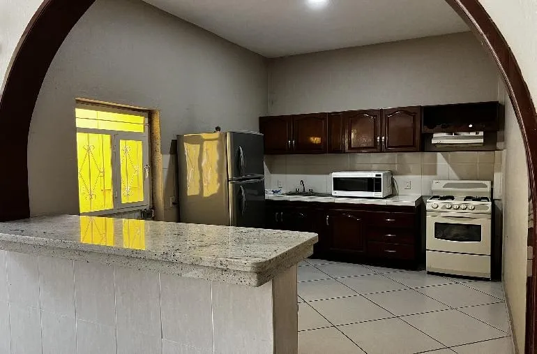 Casa en venta en LAZARO CARDENAS , SANTA PAULA , TONALÁ