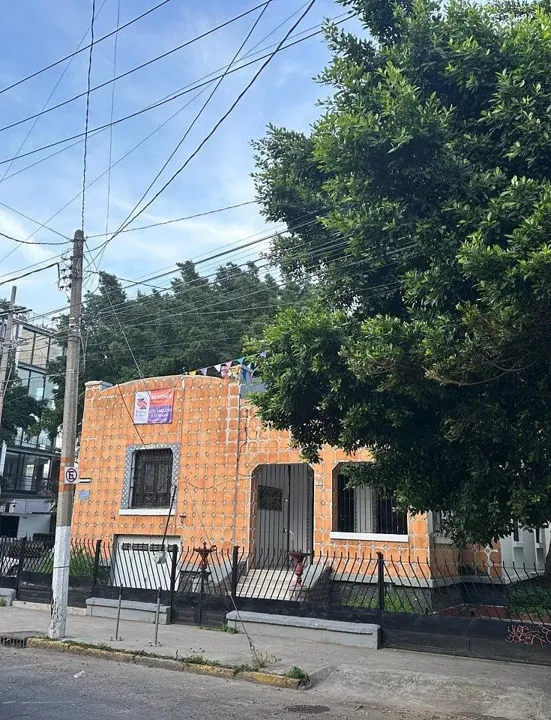 Foto 2 de Casa en Venta en Americana - Robles Gil 59