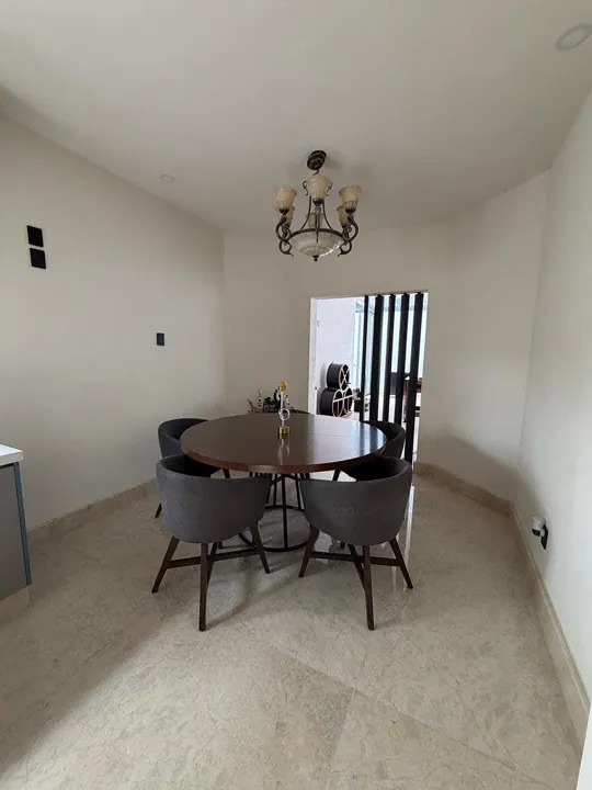 Foto 7 de Casa en venta Condominio Pontevedra, a un costado de Andares